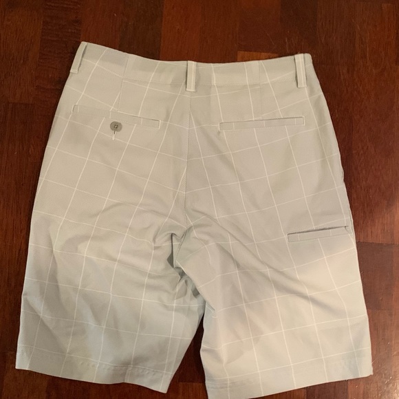 PGA TOUR MENS GOLF performance gray plaid SHORTS SIZE 32 - Picture 6 of 11